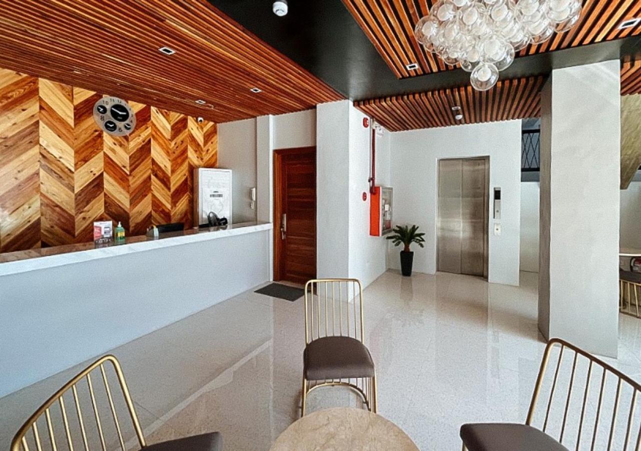 Hotel Reddoorz Near Southwestern *