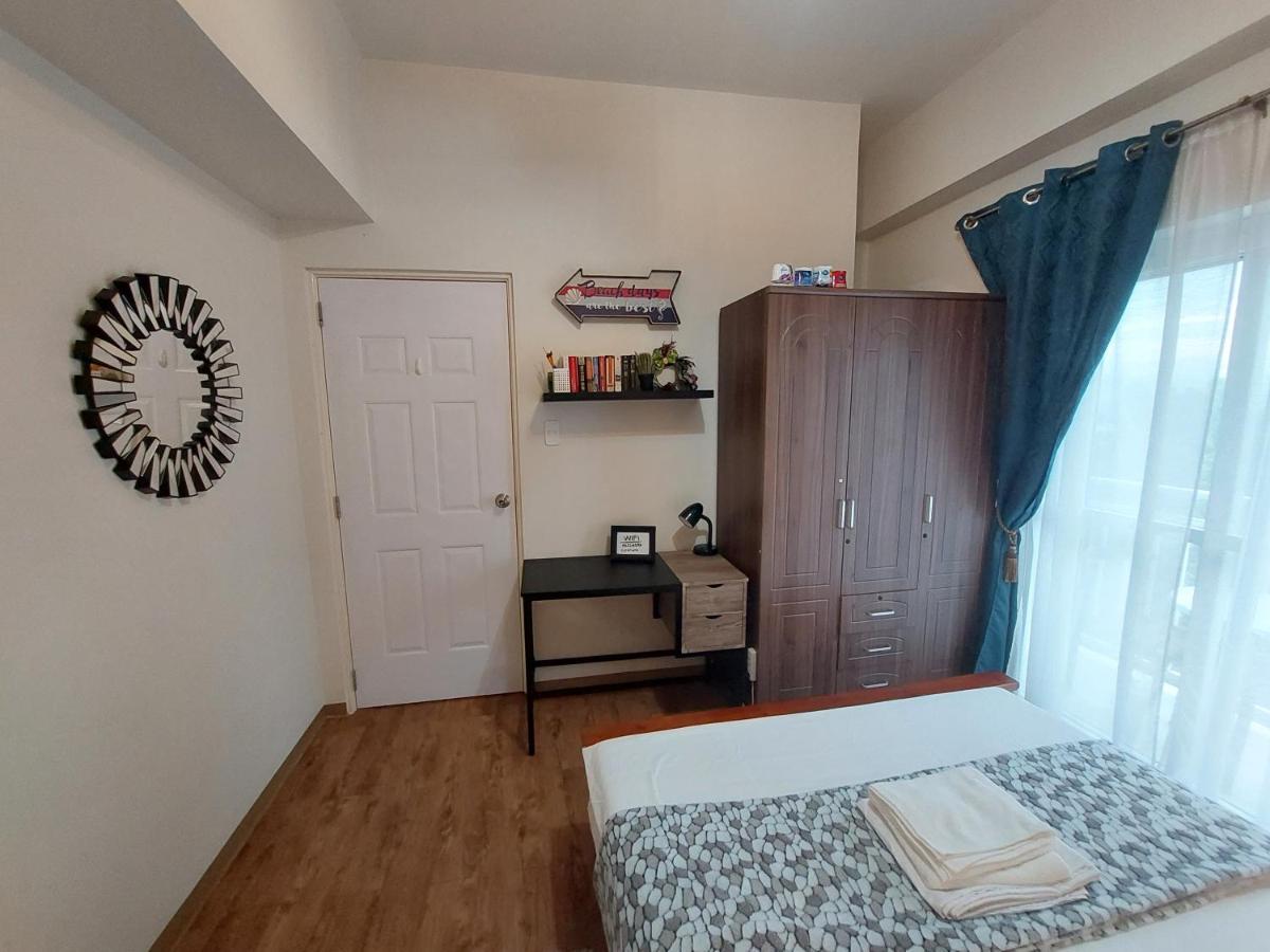 1 Bedroom With Balcony Near Airport Aparthotel *