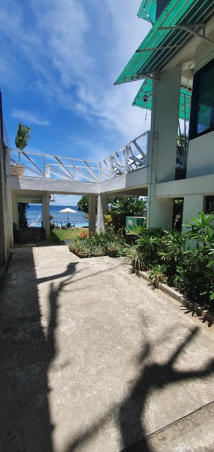 Lola's * Lapu-Lapu City