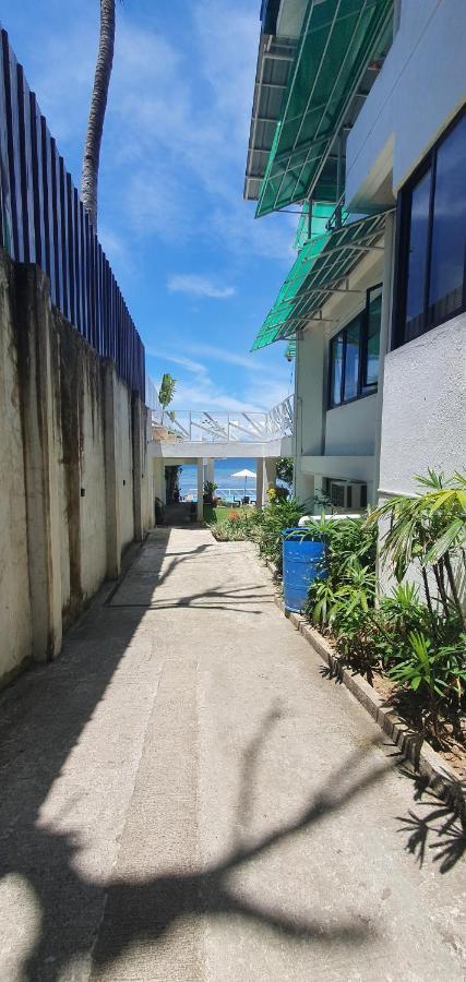 Lola's * Lapu-Lapu City