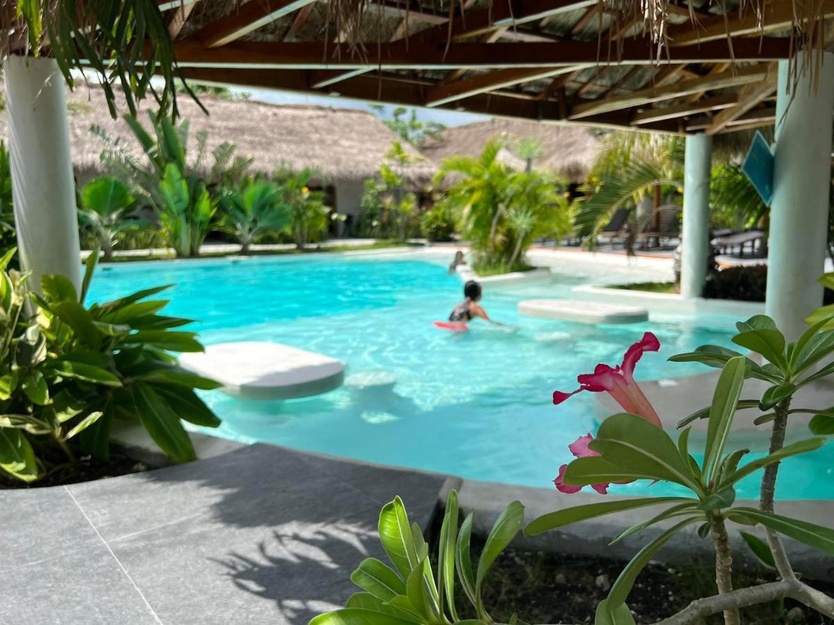 Hotel Secret Paradise *