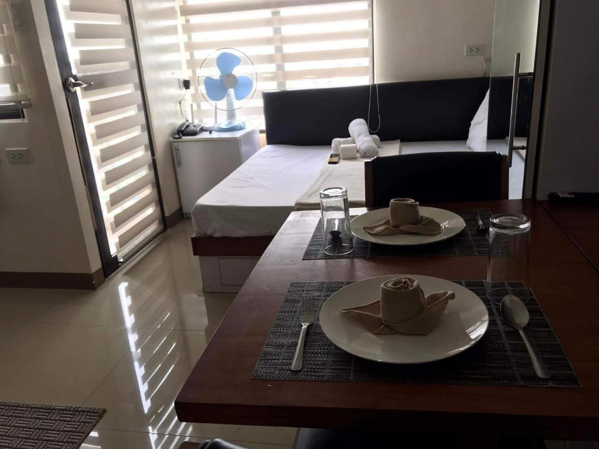 Mabolo Garden Flat A8 Free Rooftop Infinity Pool Aparthotel *