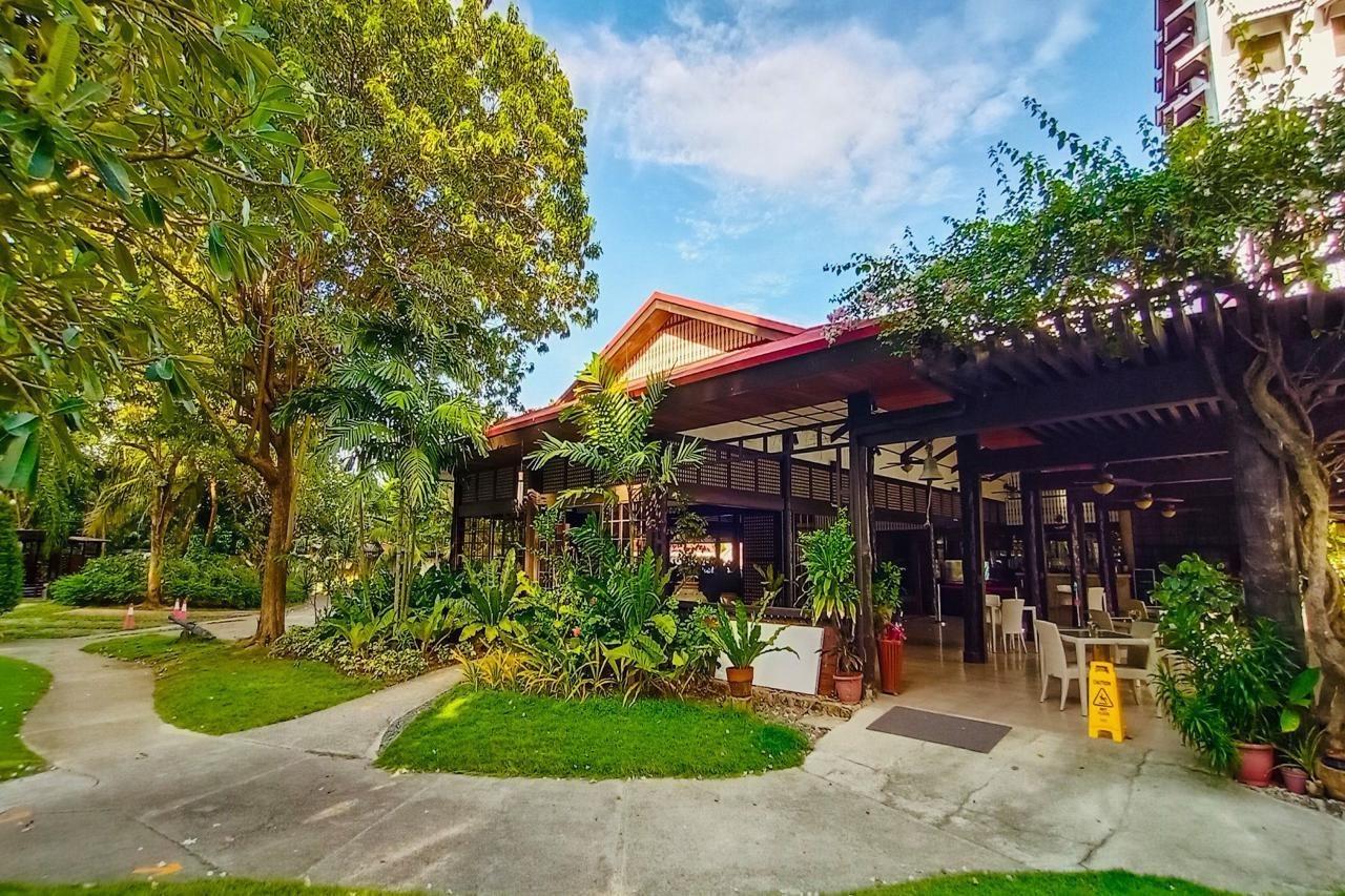 Resort Cebu White Sands And