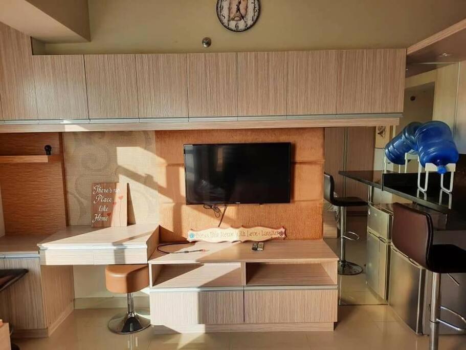 Budget For 5 Mabolo Garden Flats 20th Floor Apartment *