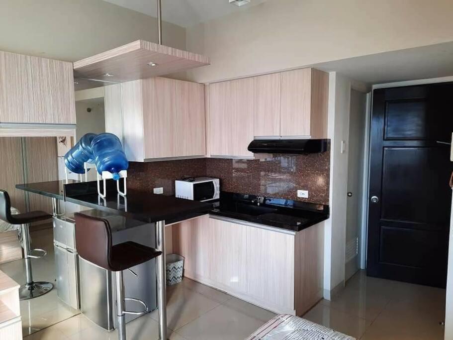 Apartment Budget For 5 Mabolo Garden Flats 20th Floor *