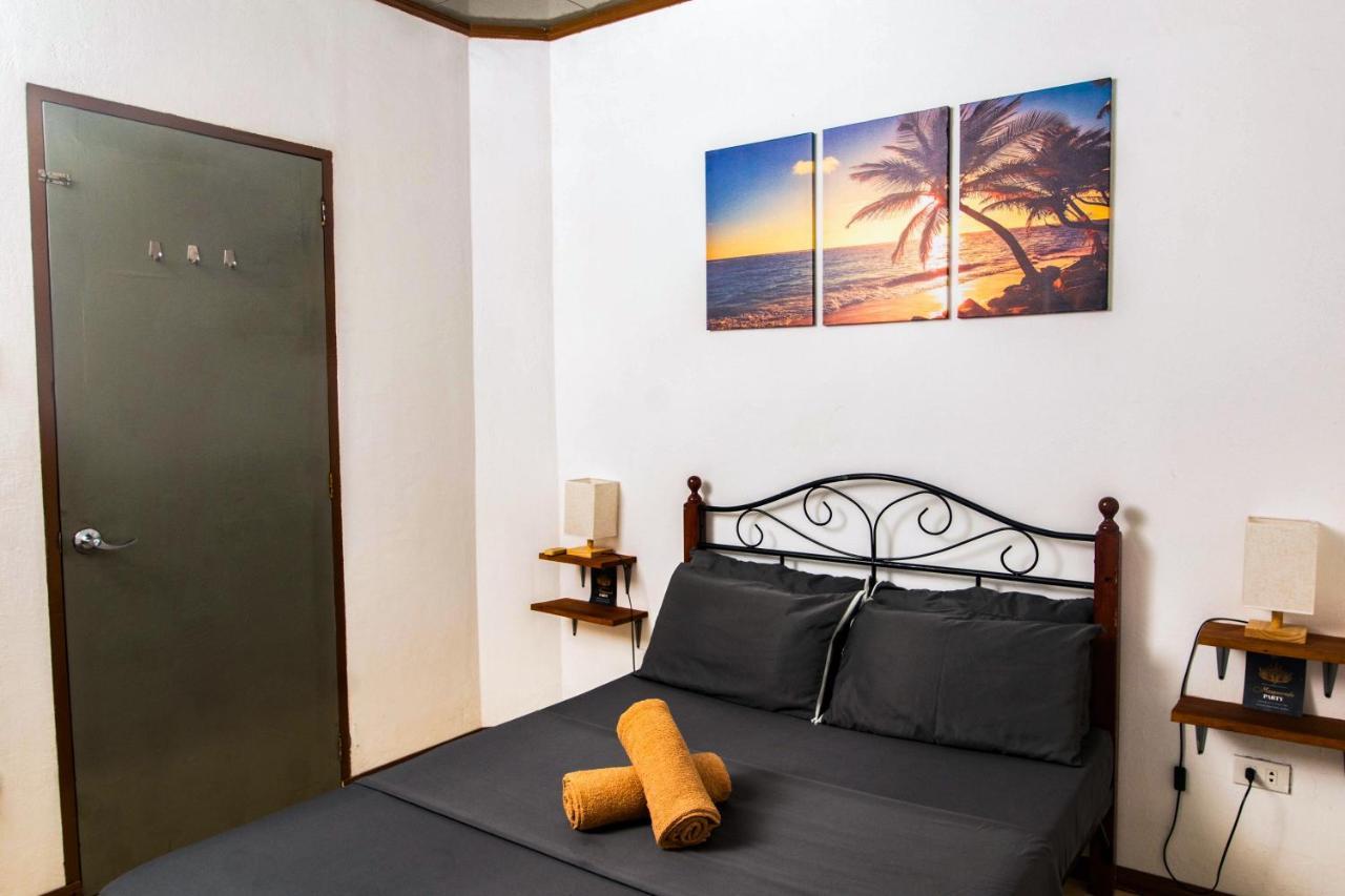 Hostel Ohlala Moalboal