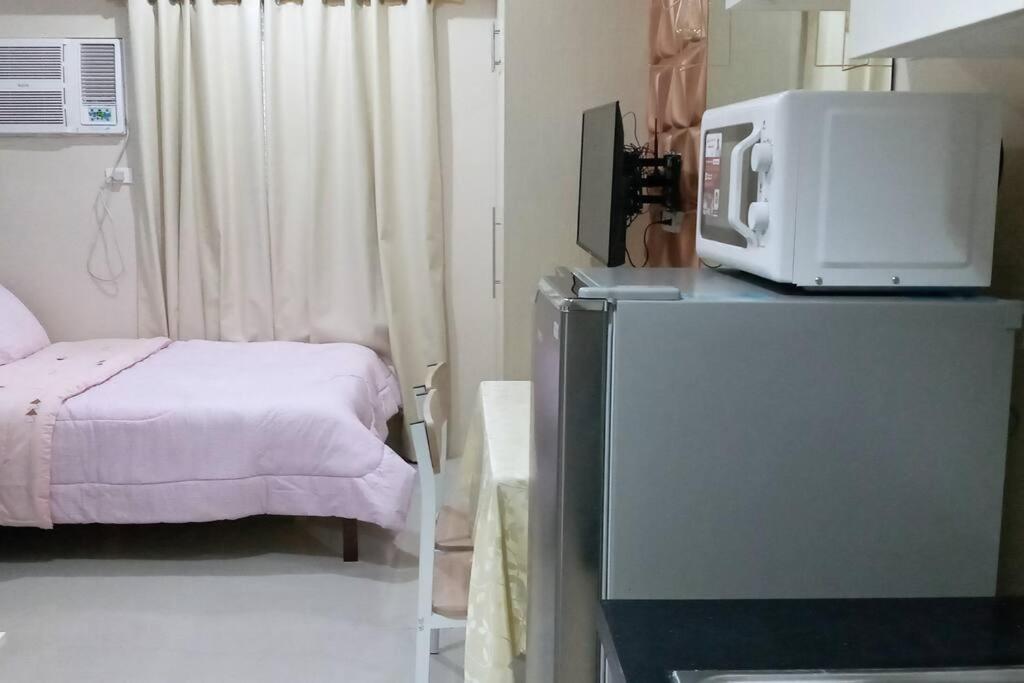 U Across Sm With Kitchen! Sunvida 2407 Apartment Cebu