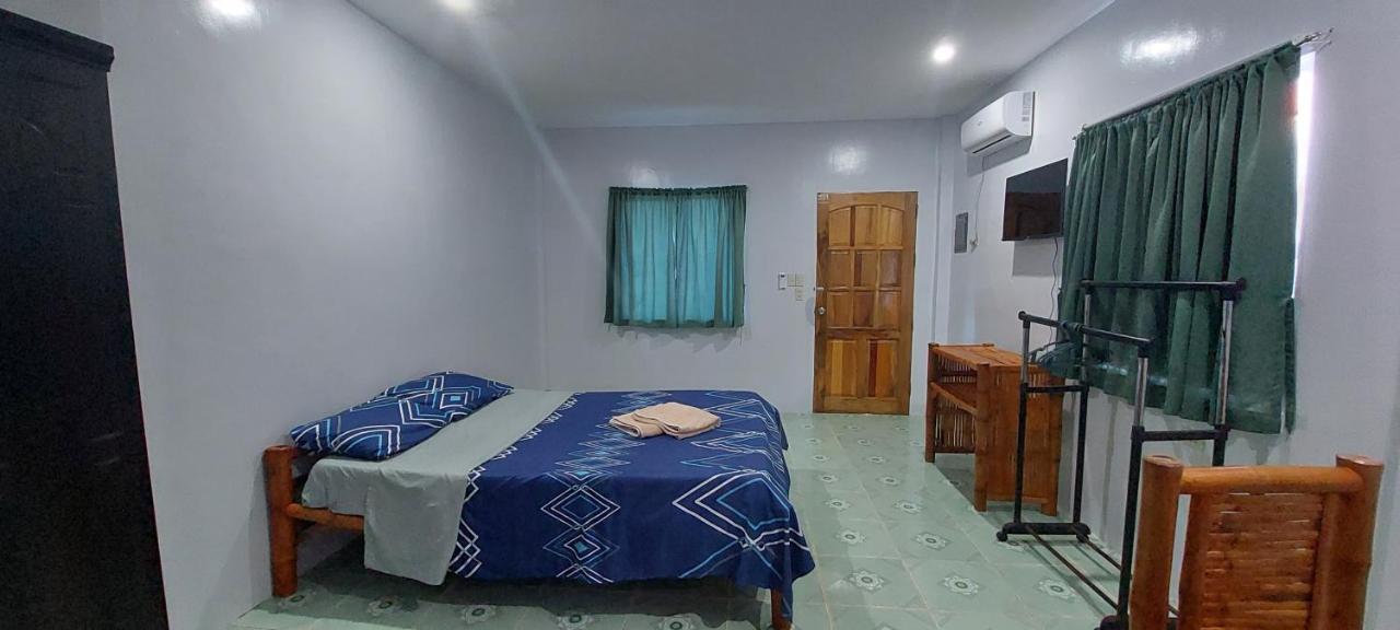 Genna's Tourist Santa Fe (Cebu)