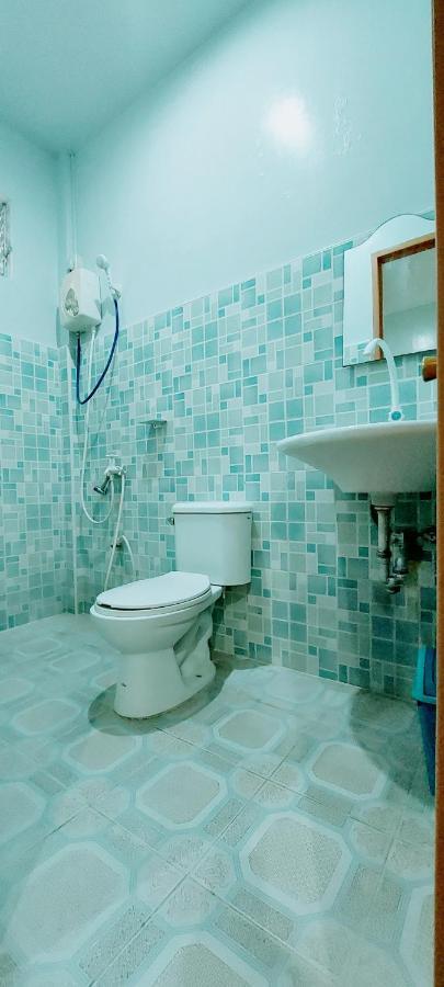 Guest house Genna's Tourist Santa Fe (Cebu)