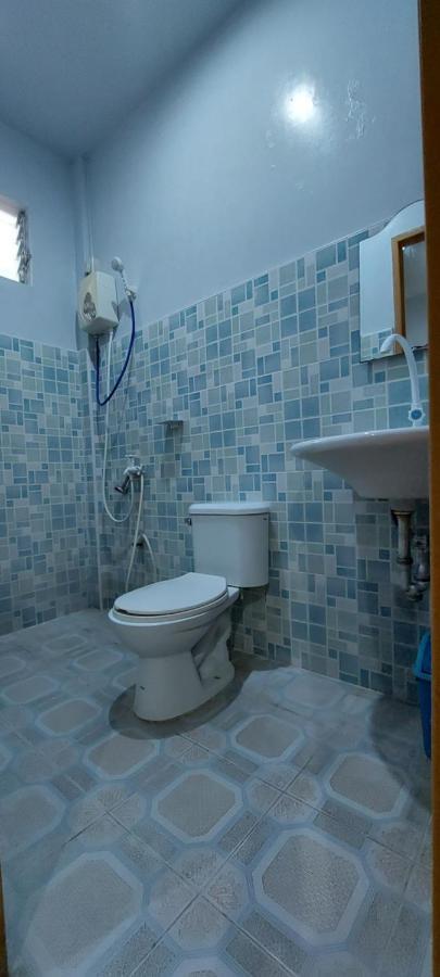 Guest house Genna's Tourist Santa Fe (Cebu)