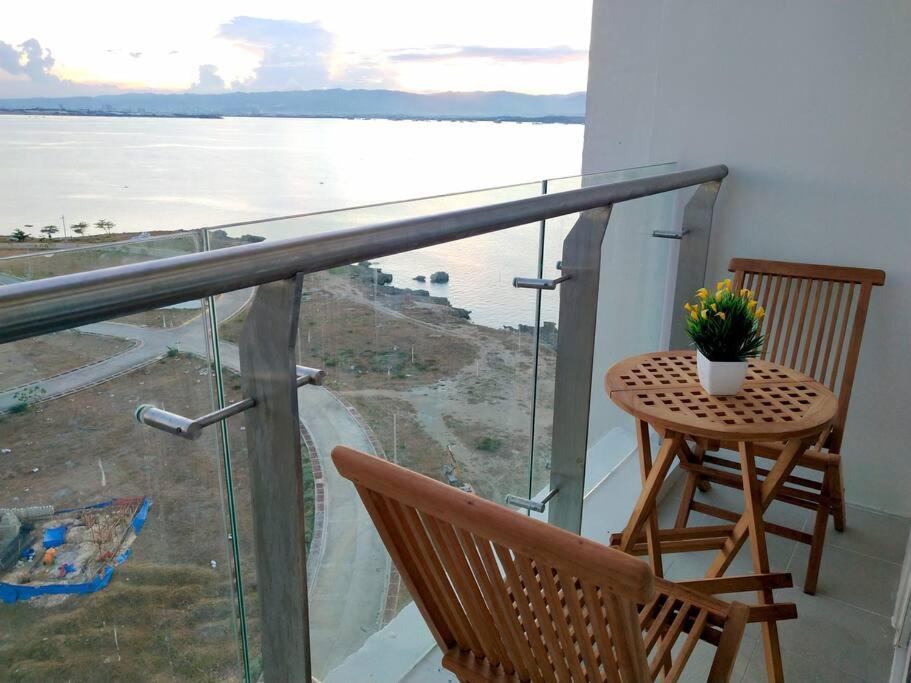Relaxing With Sea View At Arterra