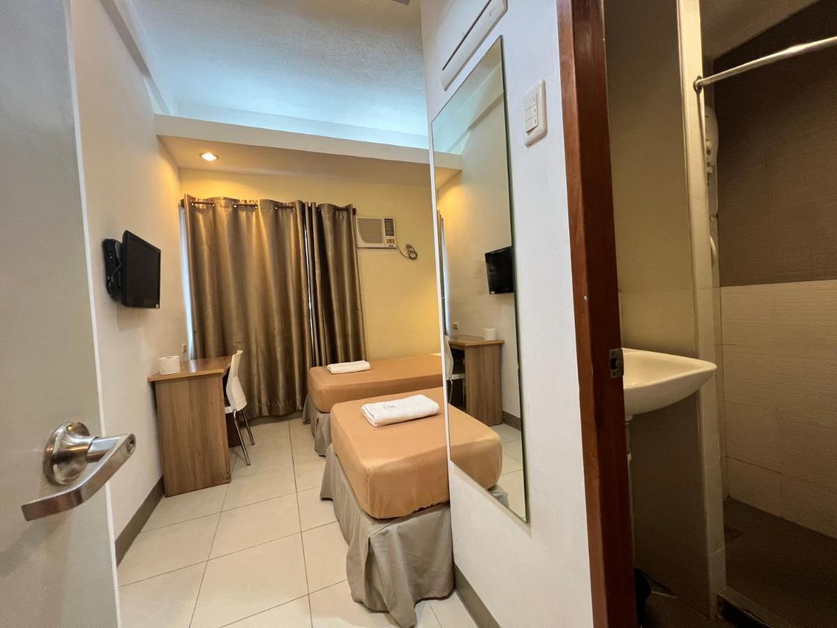 Center Suites 3* Cebu