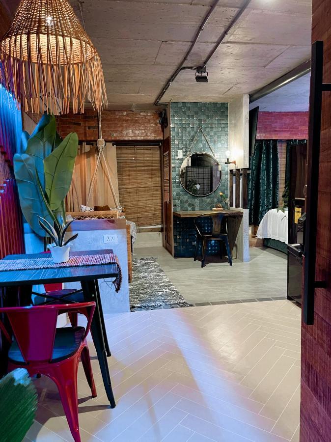 Blue Tulip - 4mins From Mactan Airport Hotel 5*