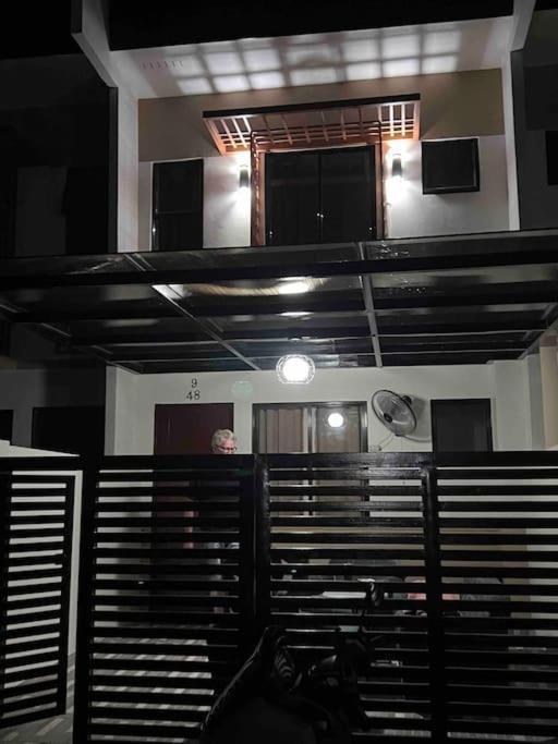 Chavid Town House Has Two Bedrooms * San Fernando (Cebu)