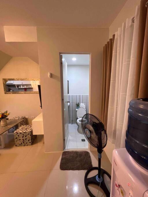 Apartment Chavid Town House Has Two Bedrooms *