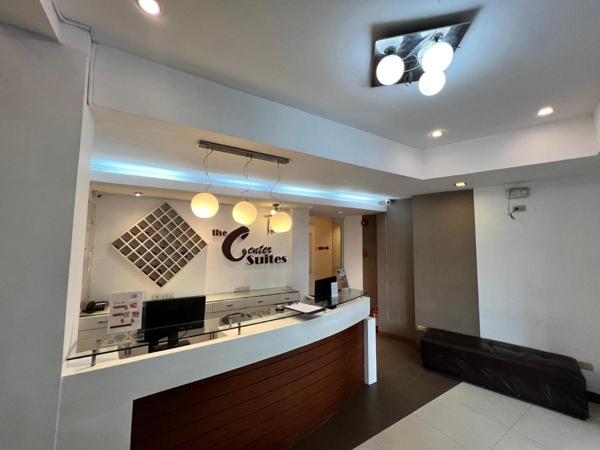 Center Suites