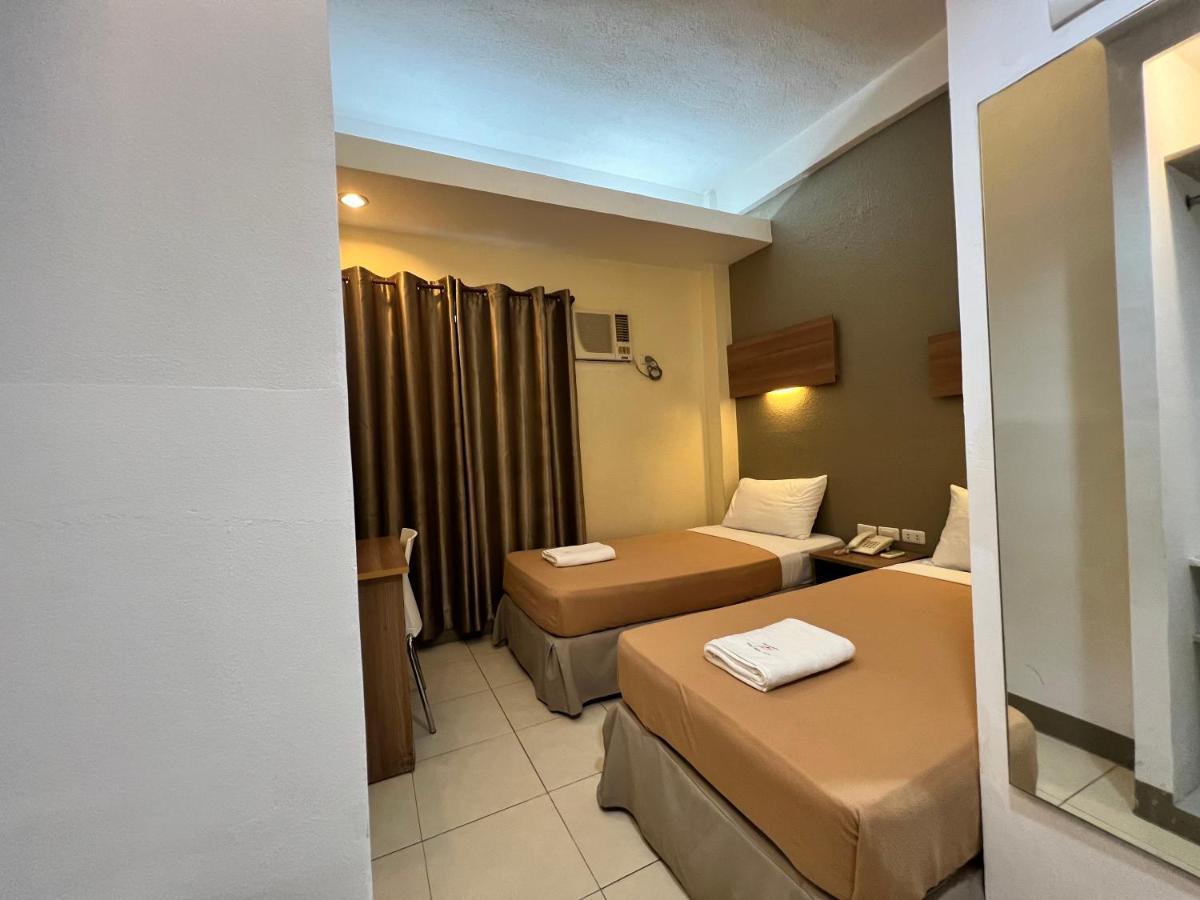 Hotel Center Suites
