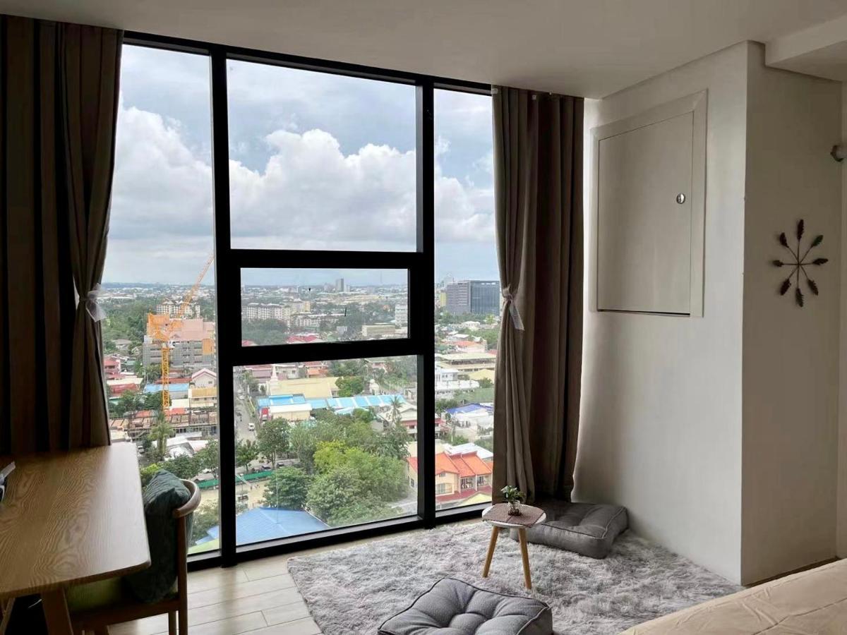 In Meridian With Netflix And Wifi, Near Ayala And It Park U03 Aparthotel