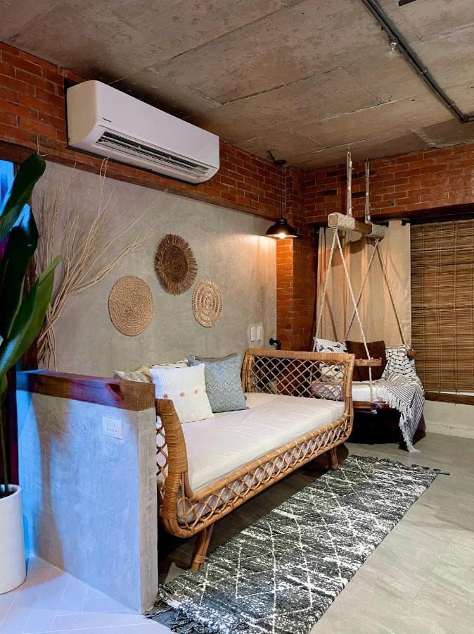Blue Tulip - 4mins From Mactan Airport Hotel