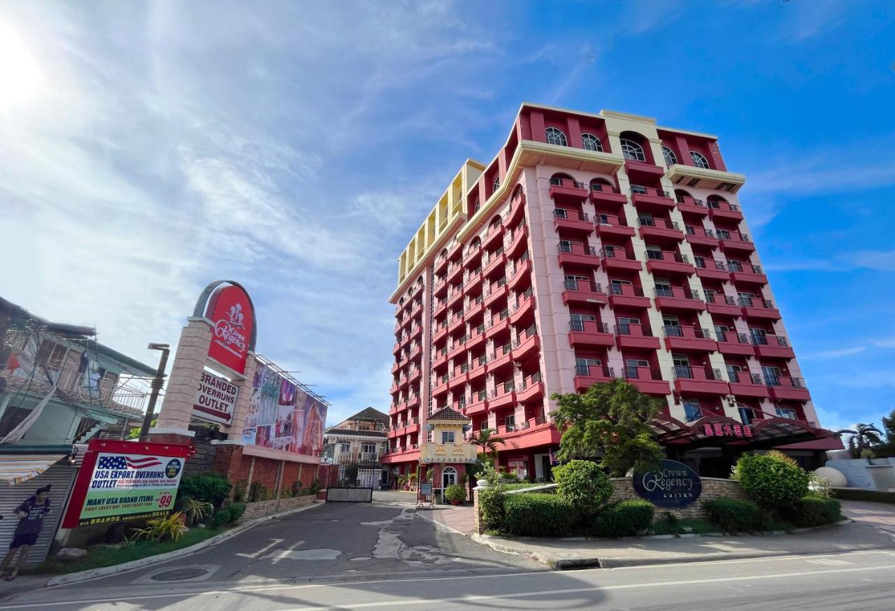 Hotel Crown Regency Mactan 4*