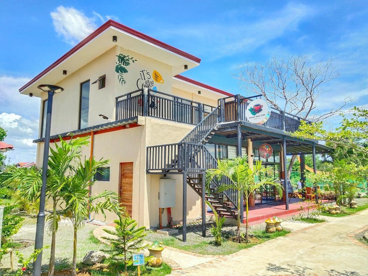 Gem's Paradise Hotel *