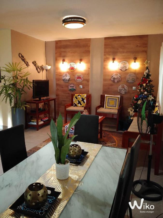 Bahay bakasyunan House Banaba Tree