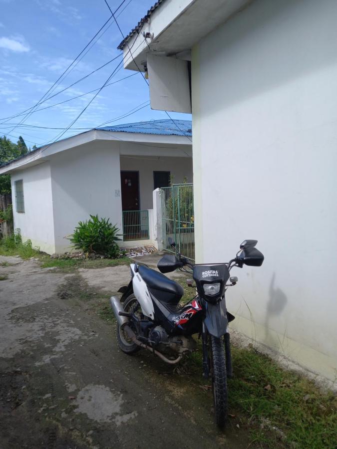 Rosita's Cottages Near The Beach bahay-panuluyan