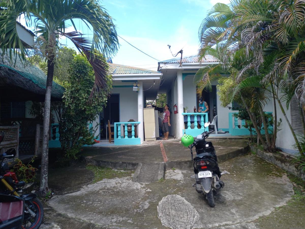 Rosita's Cottages Near The Beach * Moalboal