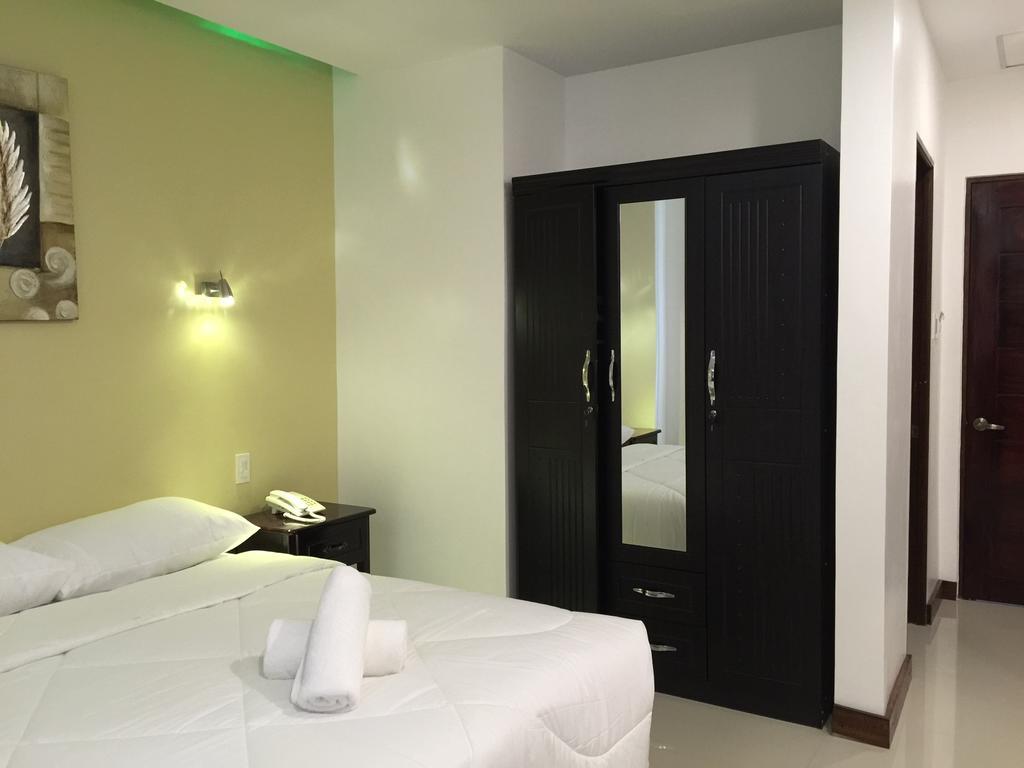 Bed & Breakfast Ocean Cruise 3*