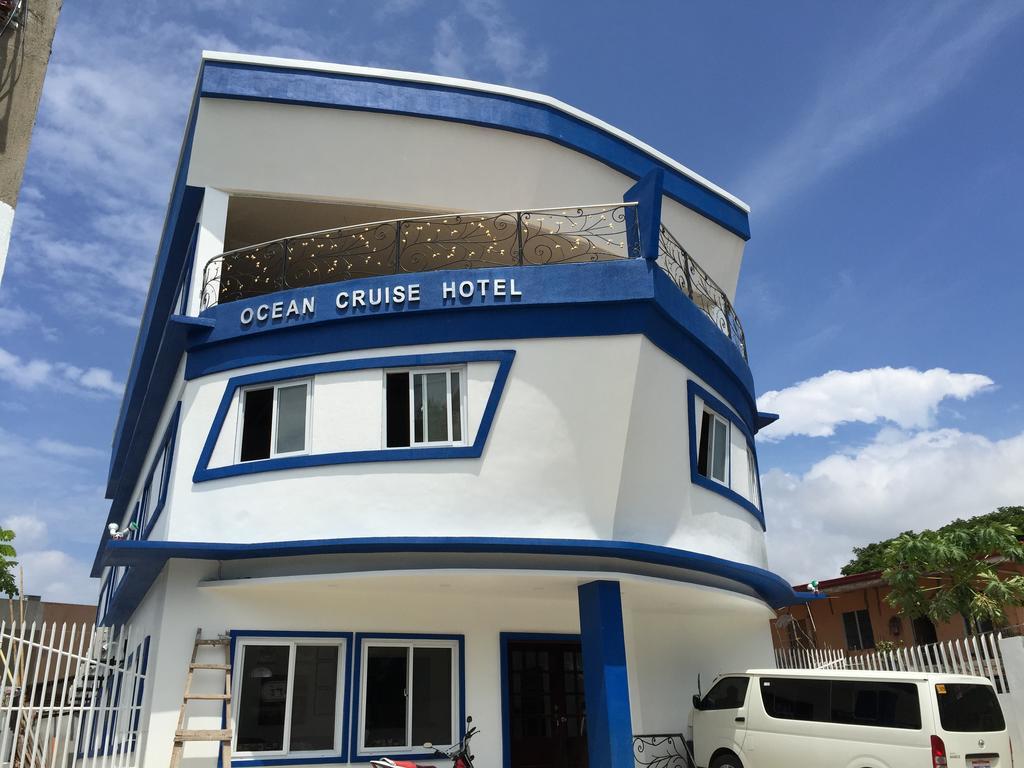 Ocean Cruise