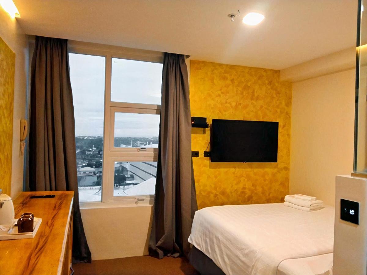 Sempre Premier - Mactan Airport Hotel
