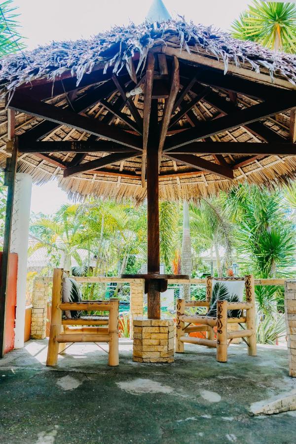 Palmera Palma Private 1-br In Casa de férias Moalboal