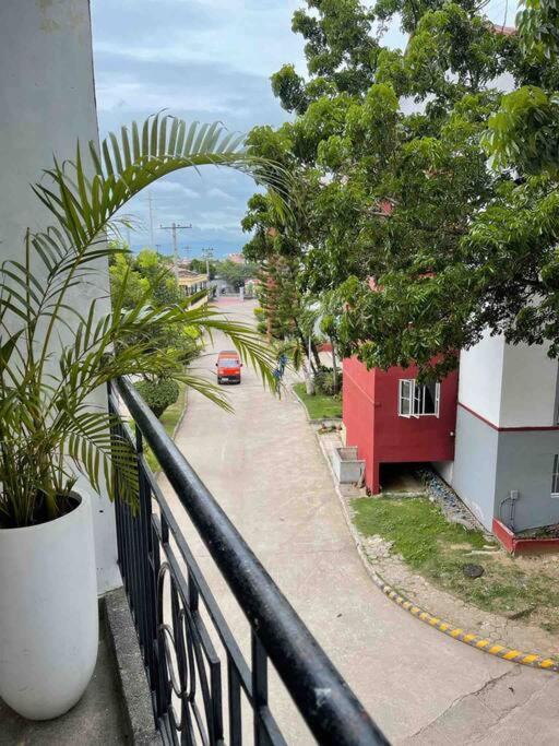 Yami's Pad At Mactan Oasis Garden Apartment *