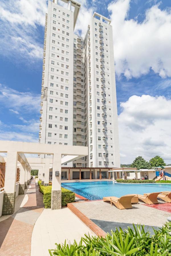 Avida Towers Cebu708 Fast Wifi, Netflix, 50in Smart Tv