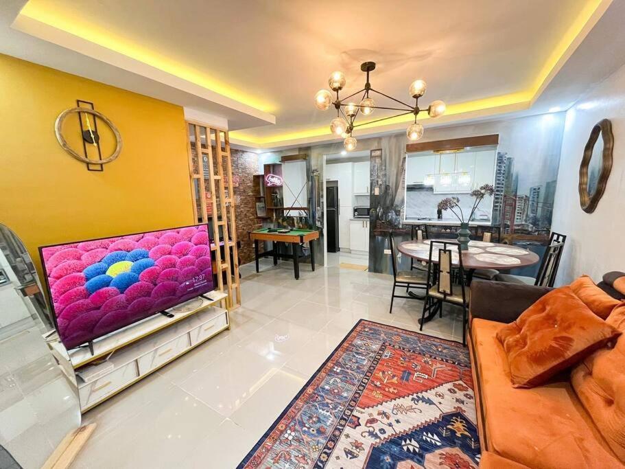 Townhouse With Game Area And Access To Swimming Pool *