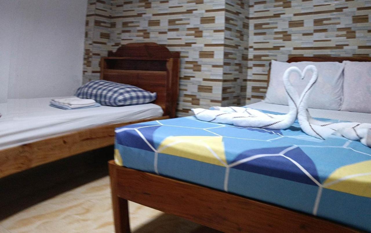A&c Aquino Bed & Breakfast Moalboal