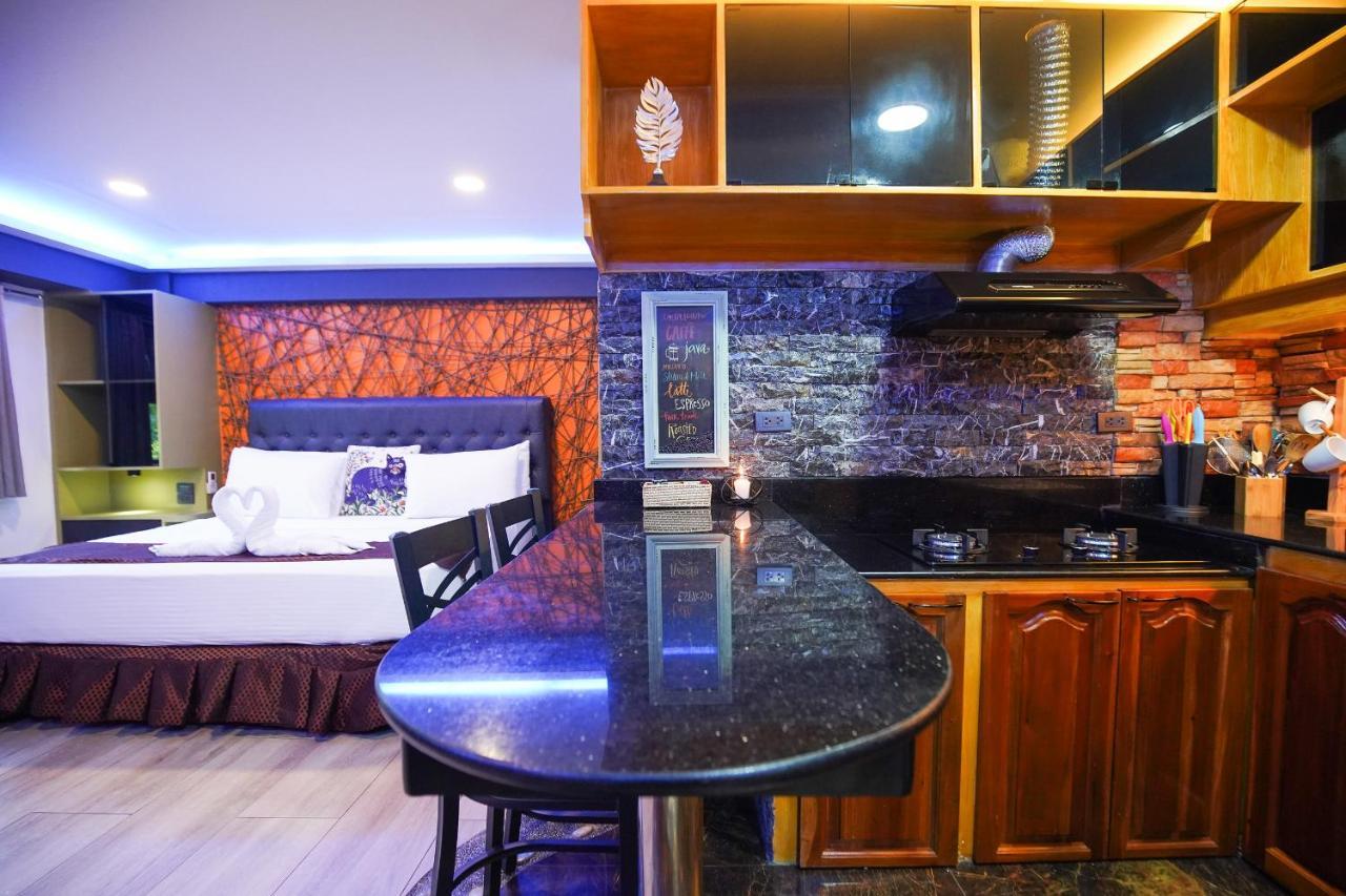 Clockworkorange Luxury Apartment Lapu-Lapu City