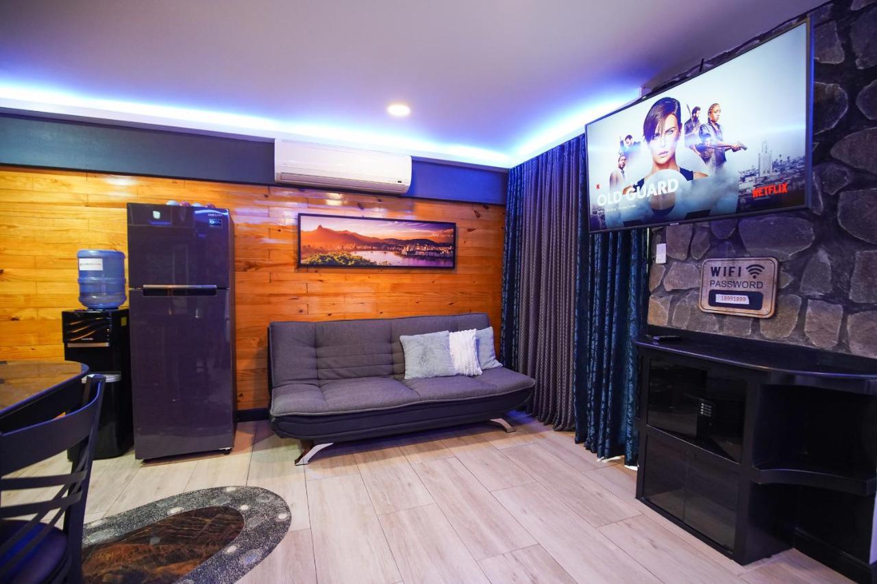 Clockworkorange Luxury