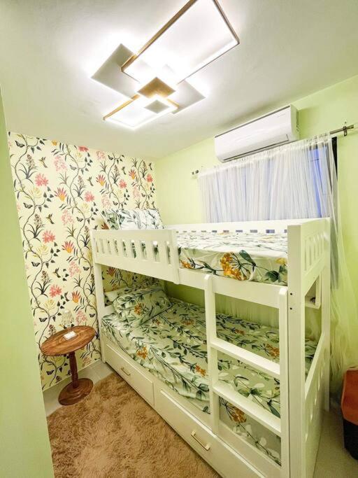 Townhouse With Game Area And Access To Swimming Pool *