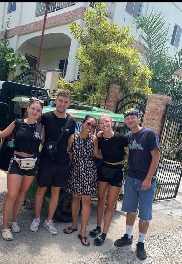 Soul Travellers Dagatan Castle Guest house Badian