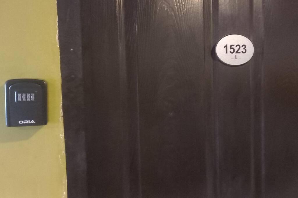 Unit Near Sm City,gaisano Mall Of Cebu,robinsons Galleria Apartment