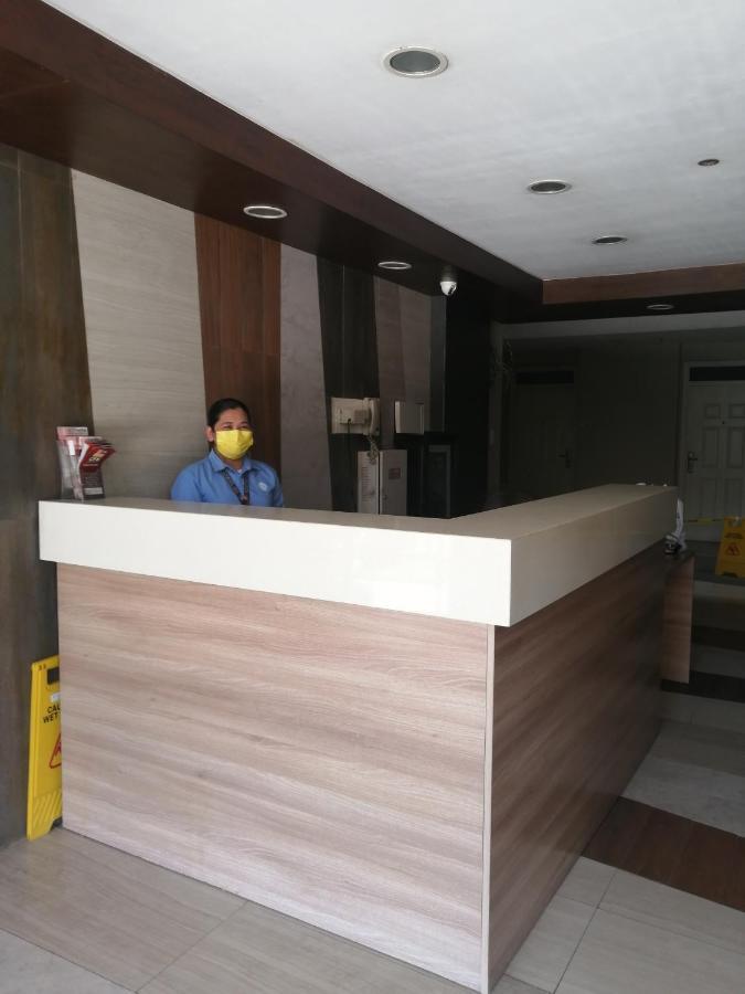 Azur Suites: Stylish Airport Retreat With Netflix And Luxe Pool Lapu-Lapu City