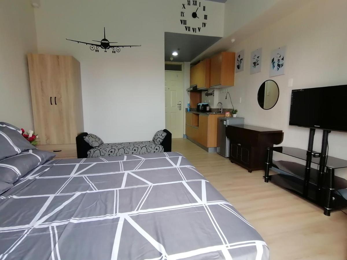 Azur Suites: Stylish Airport Retreat With Netflix And Luxe Pool