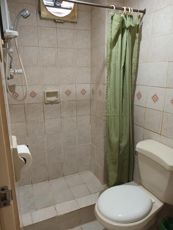 Mactan House Hotel 2*