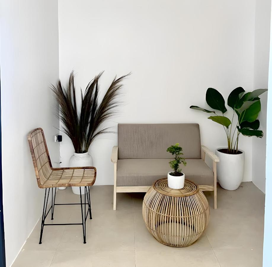 Apartment New Modern Near Airport &