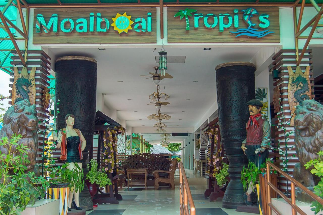 Hotel Tropics