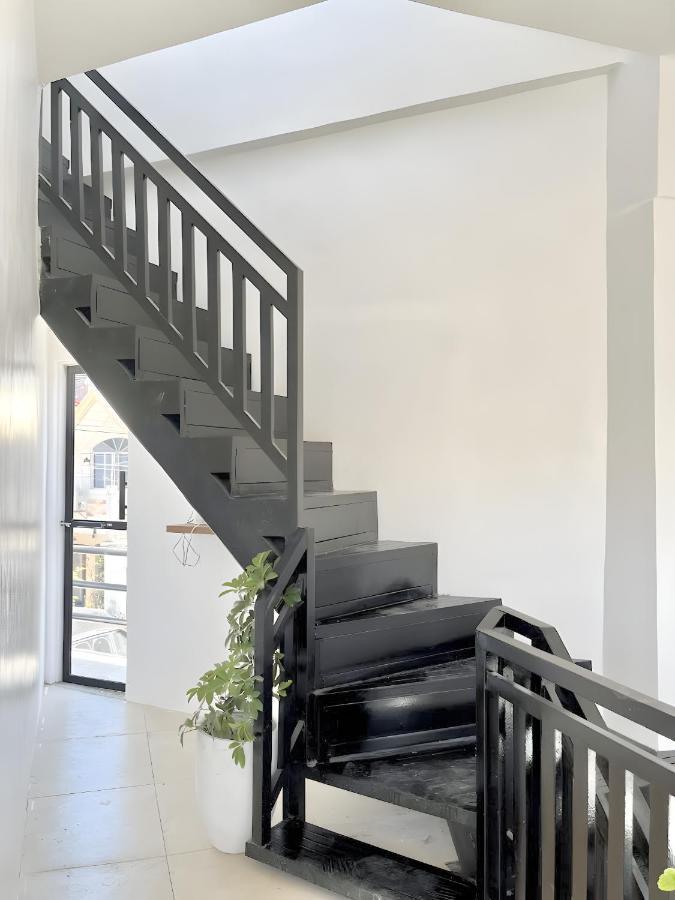 New Modern Near Airport & Apartment *