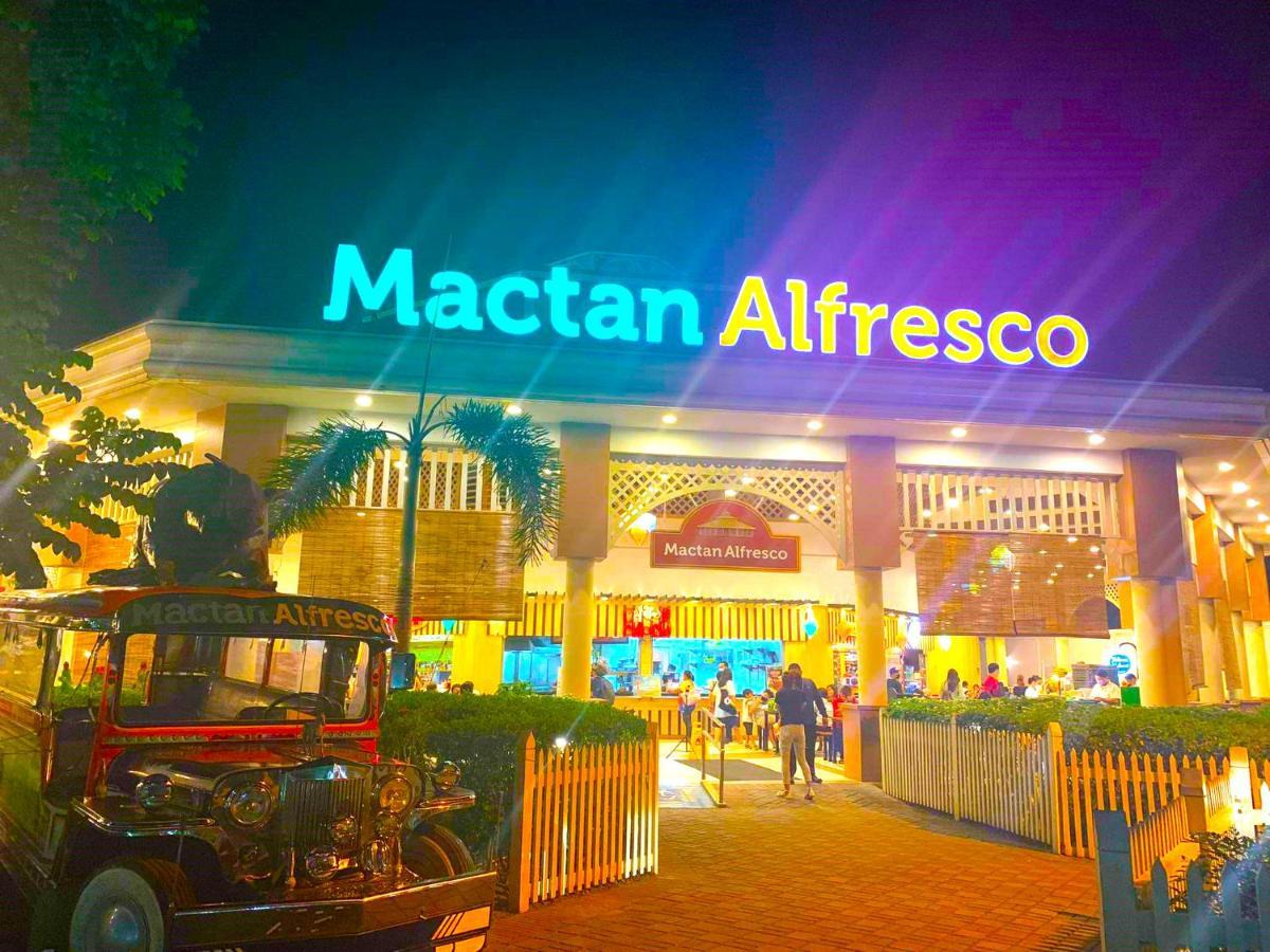 Mactan Newtown - 1br Stunning Ocean View And View Lapu-Lapu City