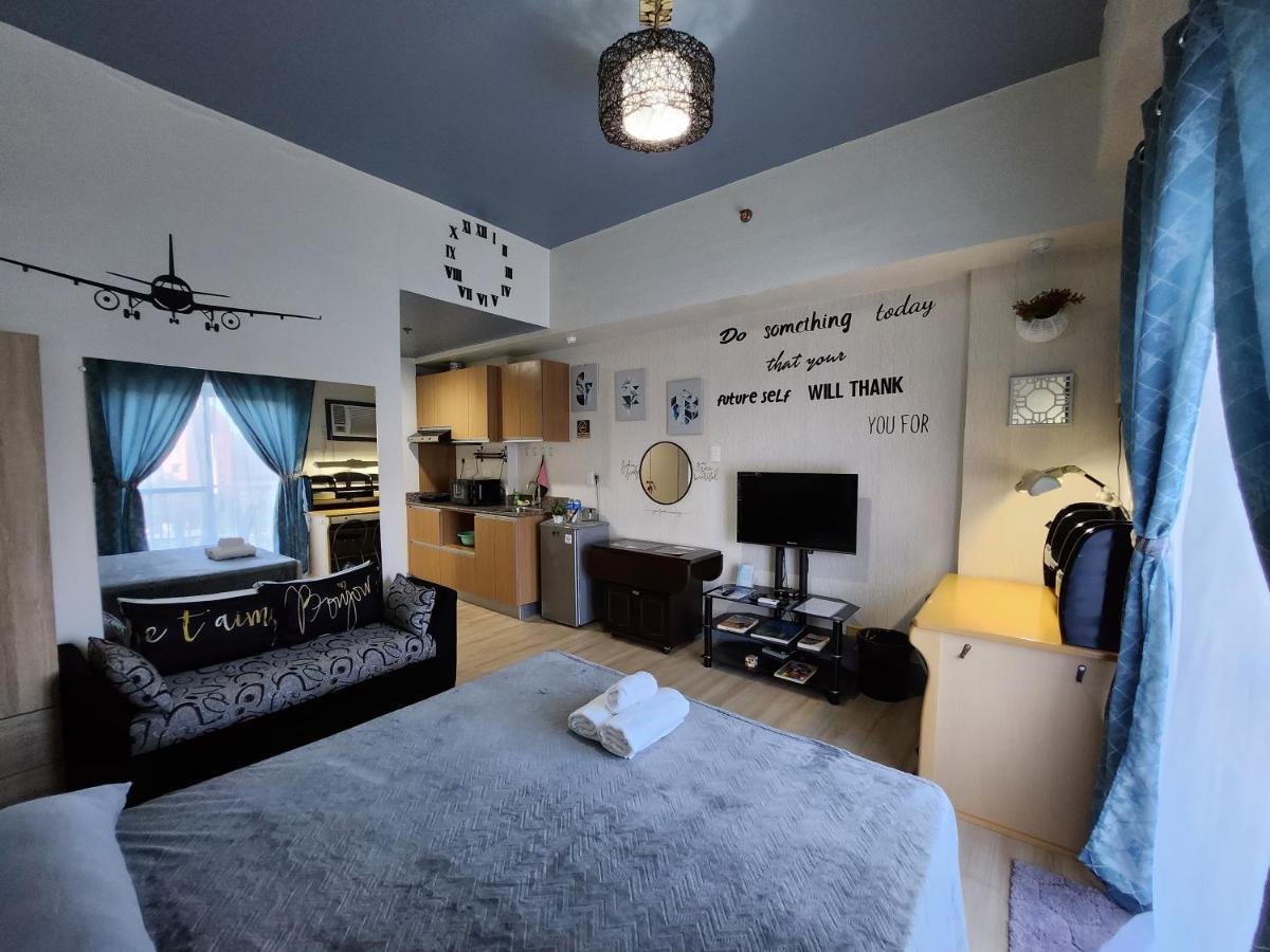 Azur Suites: Stylish Airport Retreat With Netflix And Luxe Pool Apartment *