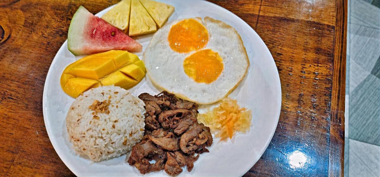 Sempre Premier - Mactan Airport Hotel Lapu-Lapu City